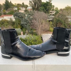 BLACK PATENT LEATHER BOOTS